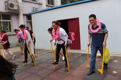 竹高跷游戏,传统民俗与现代活力的完美融合(图2) 竹高跷游戏,传统民俗与现代活力的完美融合(图2)