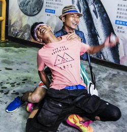 男生游戏裆,揭秘男生游戏裆的激情岁月(图2)