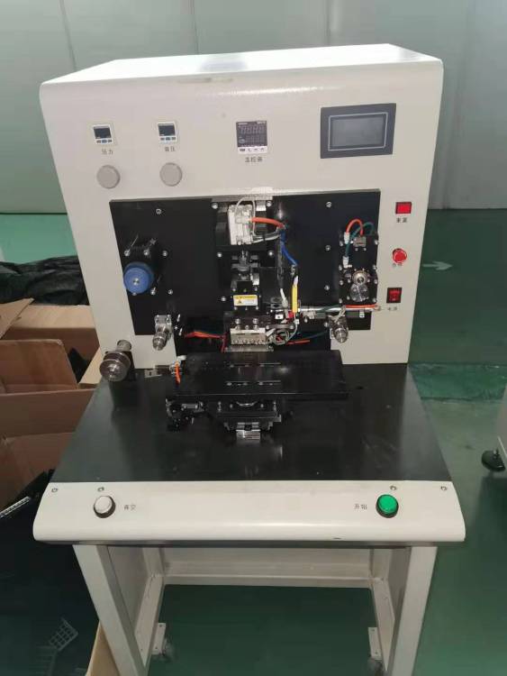 涂胶游戏,欢乐无限(图2)