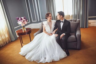 新婚游戏搞怪合照,搞怪合照记录甜蜜时光(图2) 新婚游戏搞怪合照,搞怪合照记录甜蜜时光(图2)