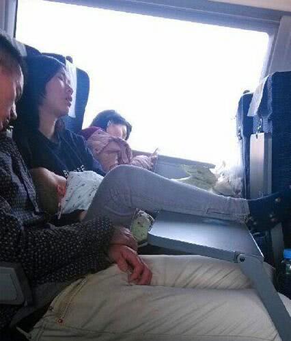 宿舍打牌游戏惩罚,趣味与惩罚并存的游戏规则(图3)