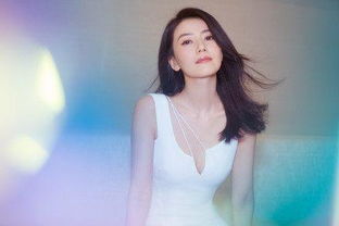 巨乳诱惑若妻游戏,若妻游戏中的激情与诱惑(图3) 巨乳诱惑若妻游戏,若妻游戏中的激情与诱惑(图3)
