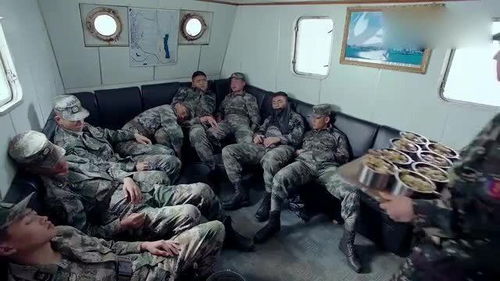 新兵做游戏,游戏中的青春热血与成长历程(图1) 新兵做游戏,游戏中的青春热血与成长历程(图1)