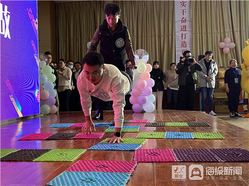 压指板游戏,压指板游戏的魅力与技巧揭秘(图1)