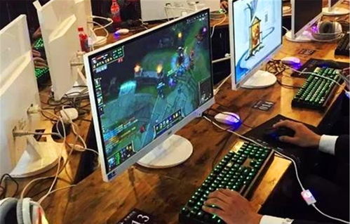 网吧电脑打游戏照片,感受竞技魅力(图1) 网吧电脑打游戏照片,感受竞技魅力(图1)