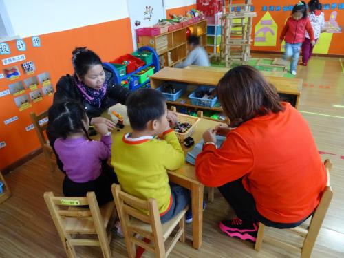 中班下午室内游戏活动(图1) 中班下午室内游戏活动(图1)